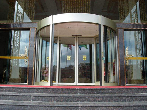 简述吊篮架构成及其功能分析